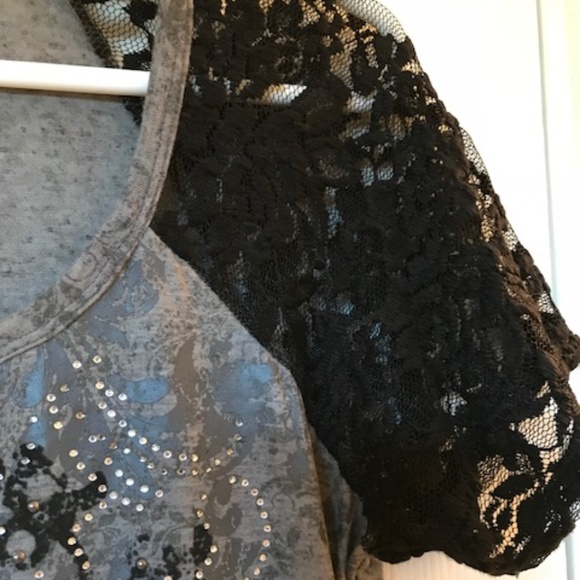 NWOT Embellished Tee with Lace Sleeve - Picture 3 of 5